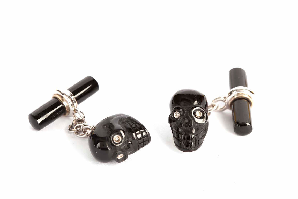 Cufflinks Skull m.o.p of 3.40ct + Diamonds