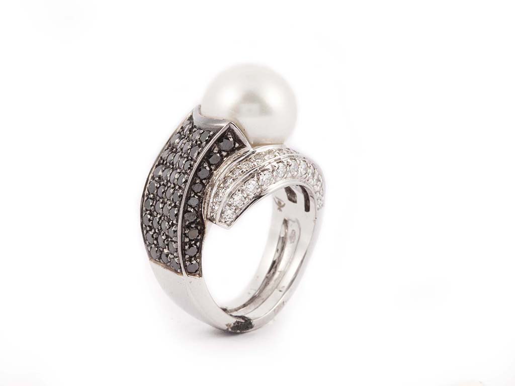 Black & White Diamond Ring