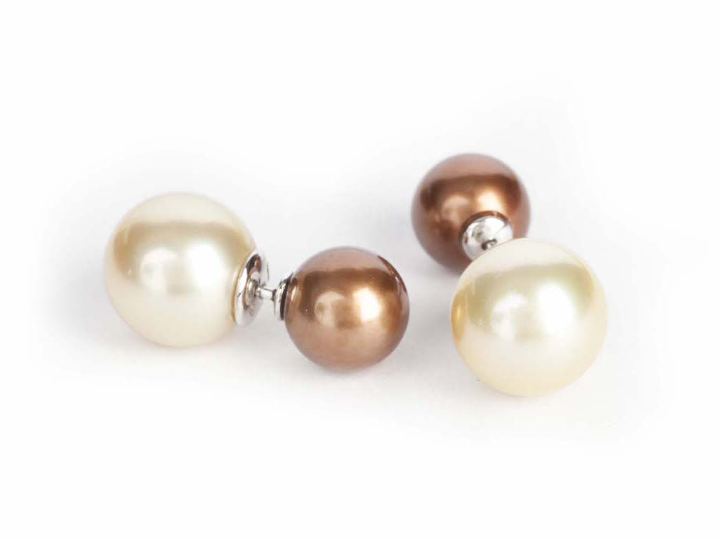 White Gold & Coco Pearls Earrings