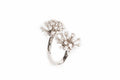 Flower Ring with Moving Diamonds