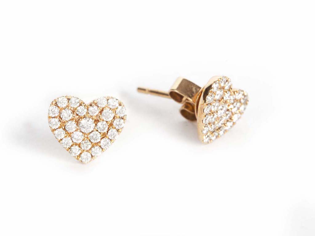 P/g grand heart shape earrings with d
