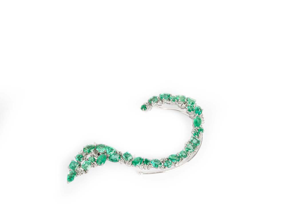 White Gold Solo Emerald Earring Cuff