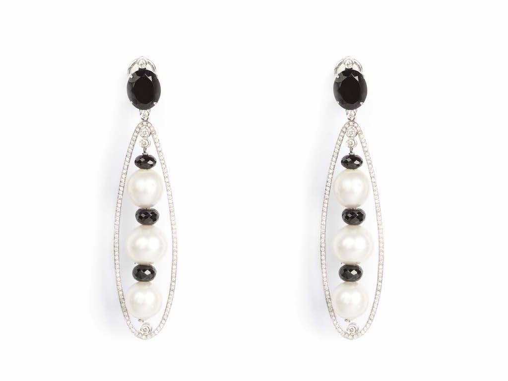 Gold Earrings with South Sea Pearls Black Diamonds