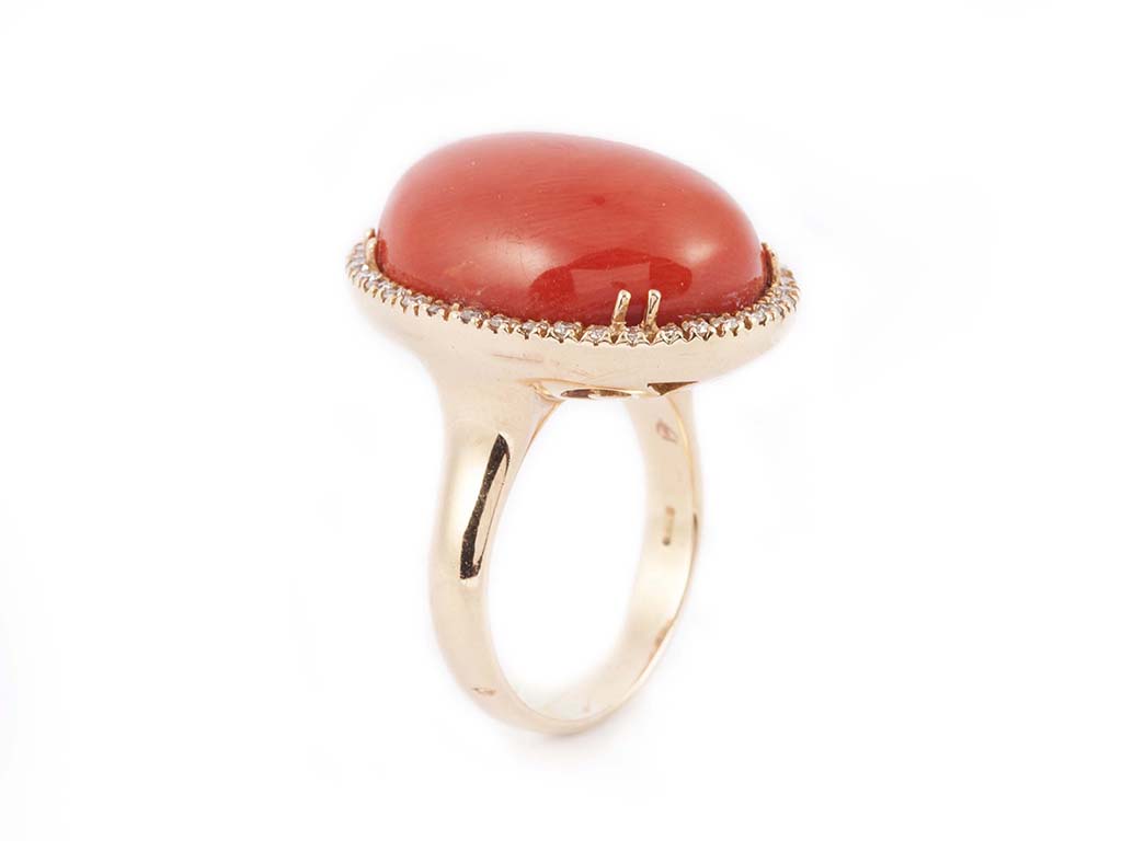 Ring P/G Oval Coral Surrounded By Dia