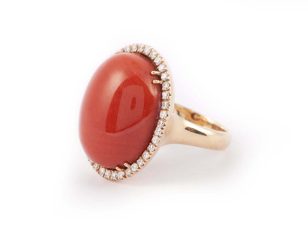 Ring P/G Oval Coral Surrounded By Dia