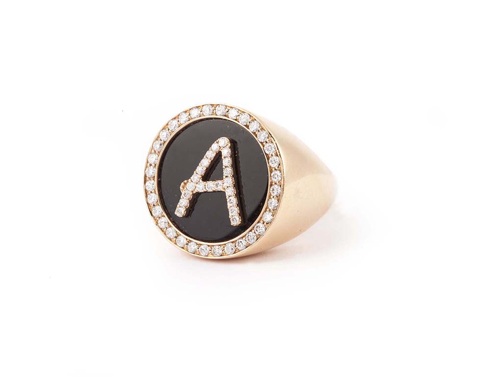 Ring / G Round Shape Onyx Base Surroun