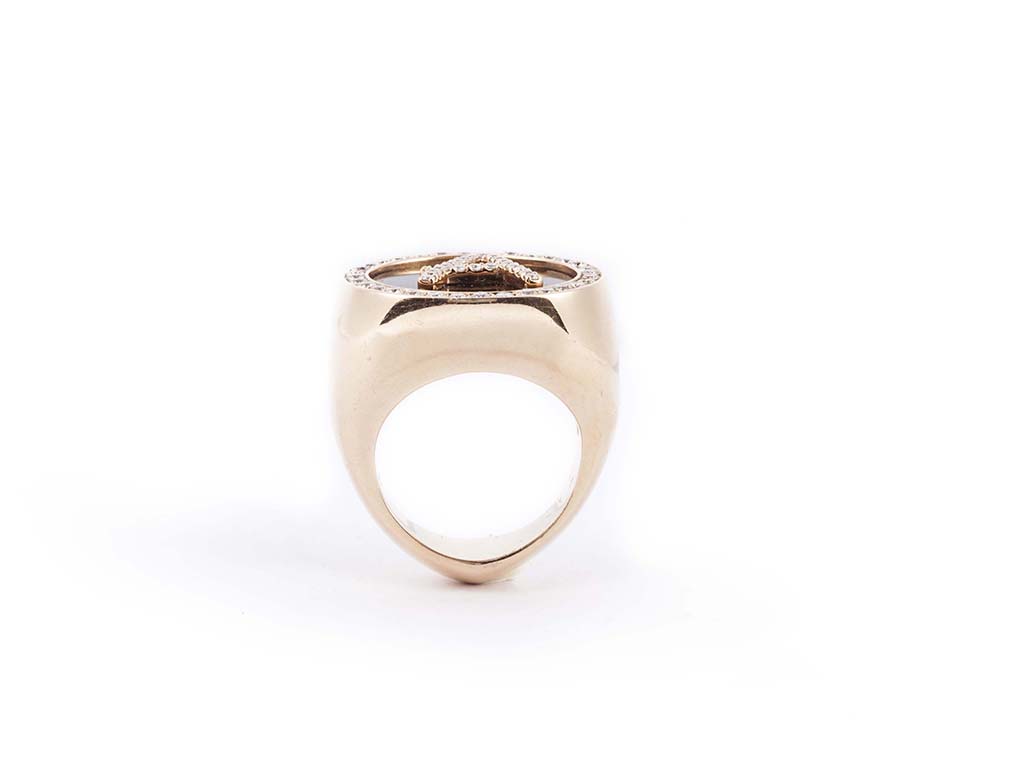 Ring / G Round Shape Onyx Base Surroun