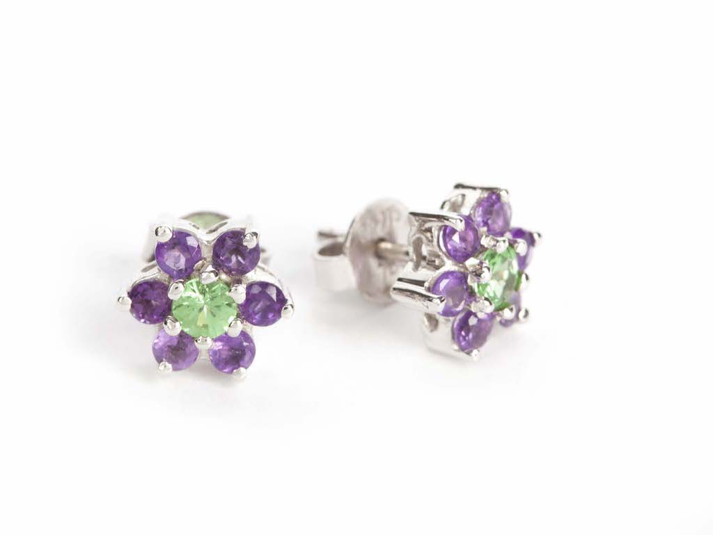 White Gold Flower Earrings with Amethyst
