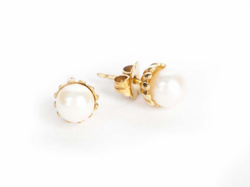 Yellow Gold Earrings with Pearl