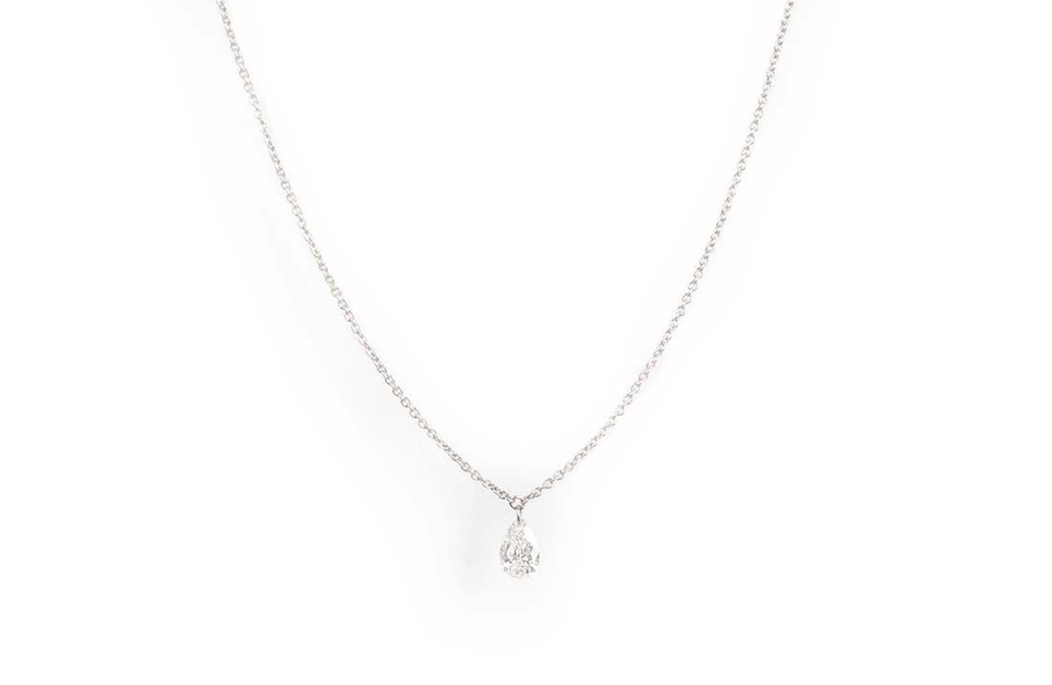While Gold Necklace with Diamond